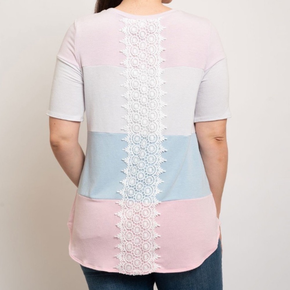 Plus size!! Pastel rainbow crochet back top